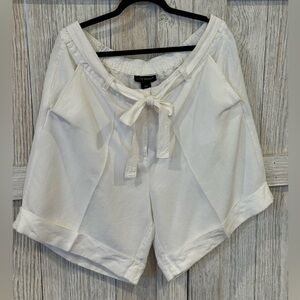 Lane Bryant Belted Shorts Sz 18/20 NWOT
